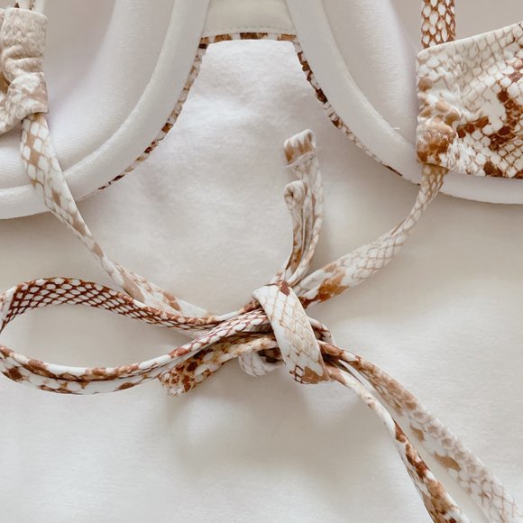 Shade & Shore NWT Light Lift Shirred Underwire Bikini Top 36D Swim Anima… - Picture 10 of 13